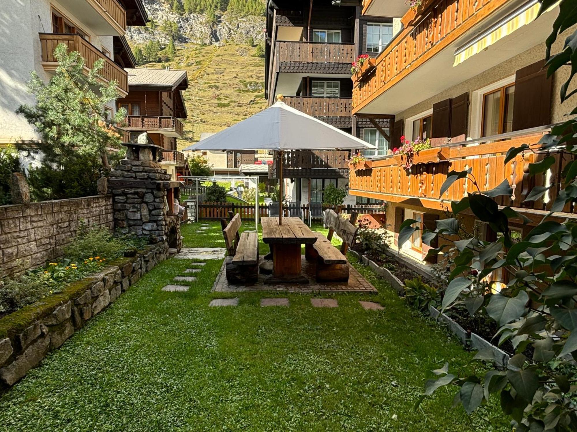 Chalet Medi Zermatt Exterior photo